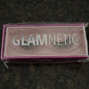 NIB Vixen Magnetic Eyelashes - Black